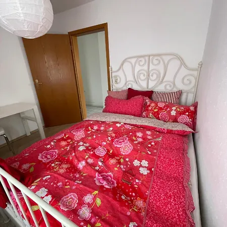 Schoene Apartamento *